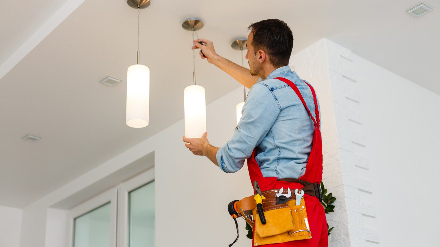 Electrician in Olathe