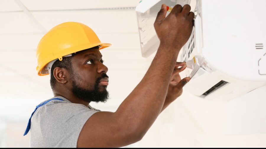 electrician in Mission Hills