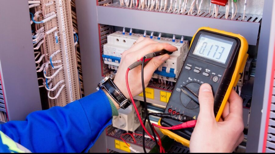 Best Electrician in Mission Hills 